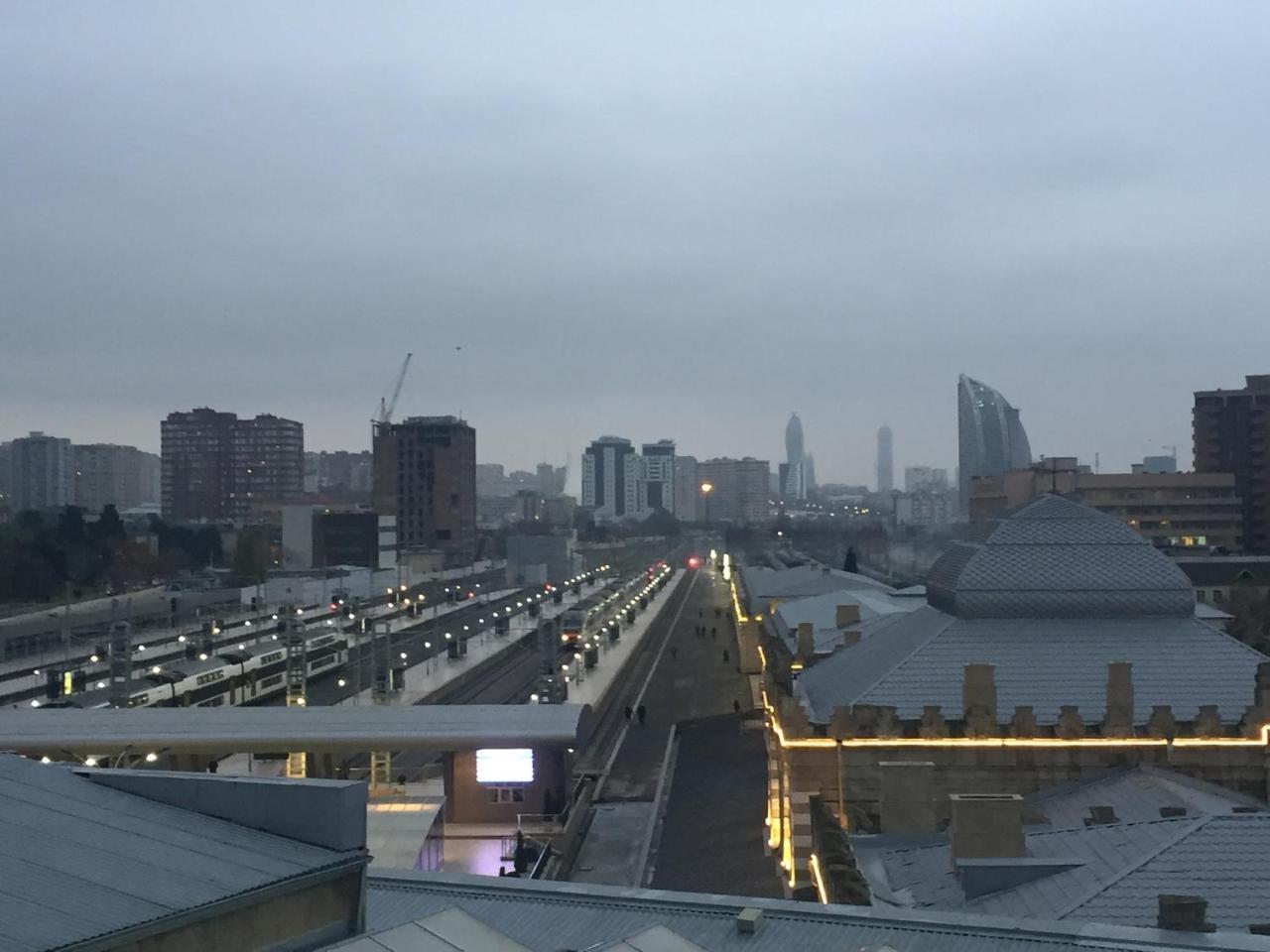 Demir Yol Plaza Hotel Bakoe Buitenkant foto