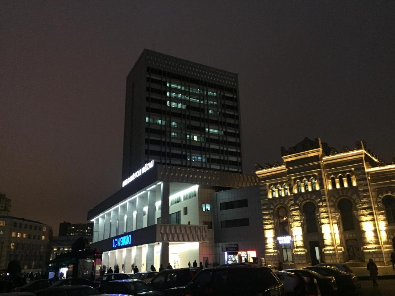 Demir Yol Plaza Hotel Bakoe Buitenkant foto