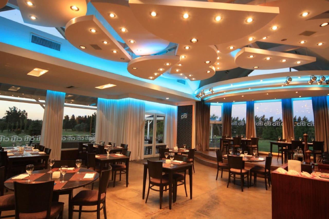 Demir Yol Plaza Hotel Bakoe Buitenkant foto
