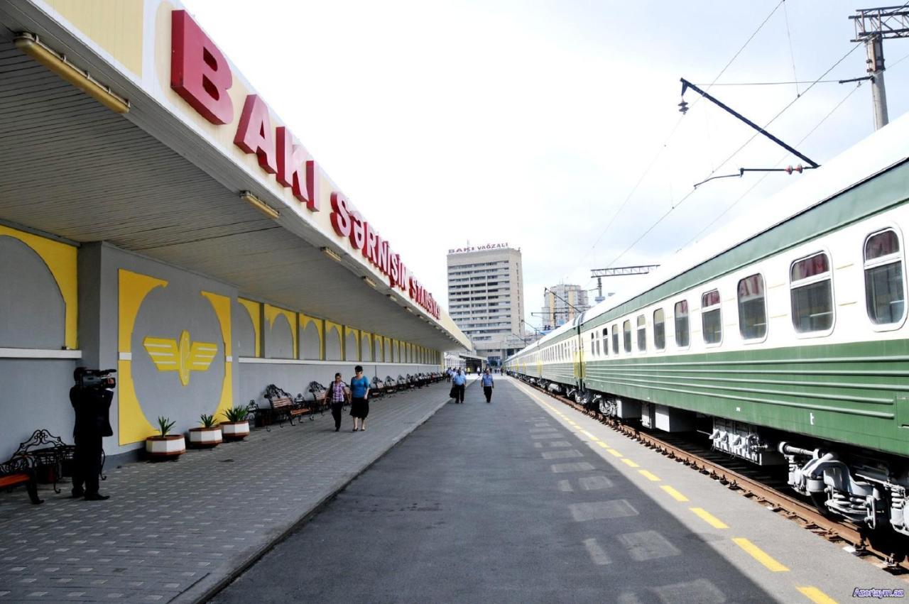 Demir Yol Plaza Hotel Bakoe Buitenkant foto