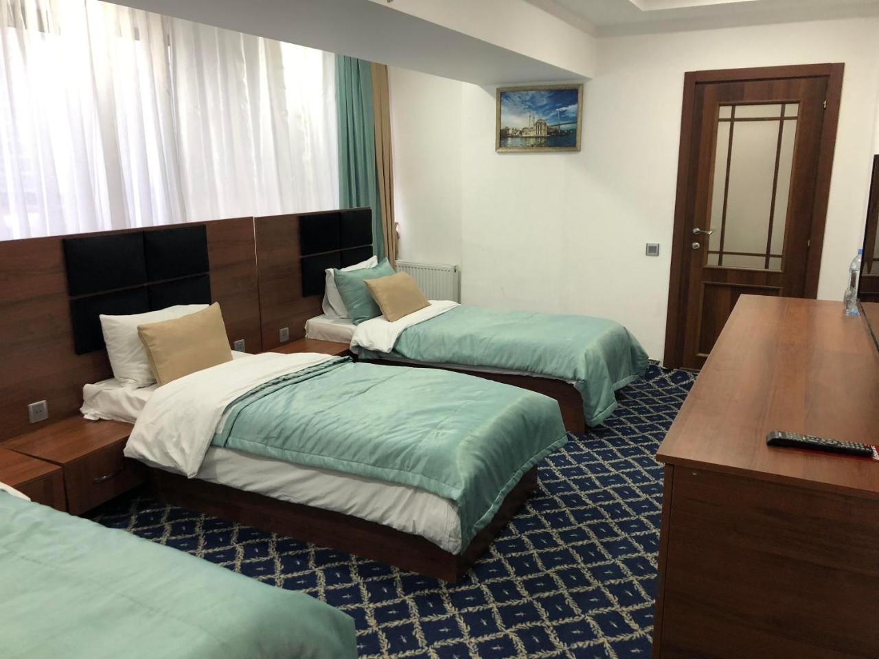 Demir Yol Plaza Hotel Bakoe Buitenkant foto